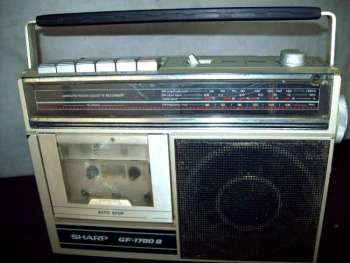 radio toca fitas antigo